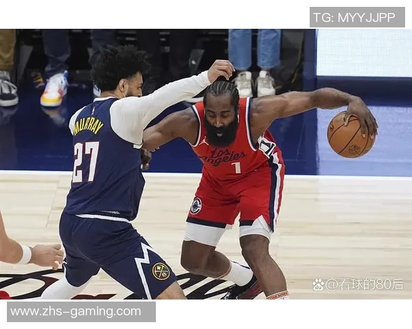 重庆飞盘队战术变革引发热议探索新玩法与团队协作的完美结合